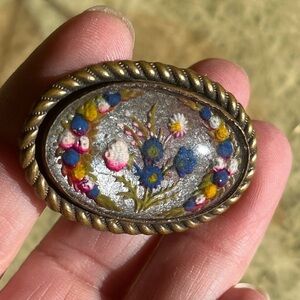 Antique Reverse Painted Glass Floral Brooch – Oval Gold Tone